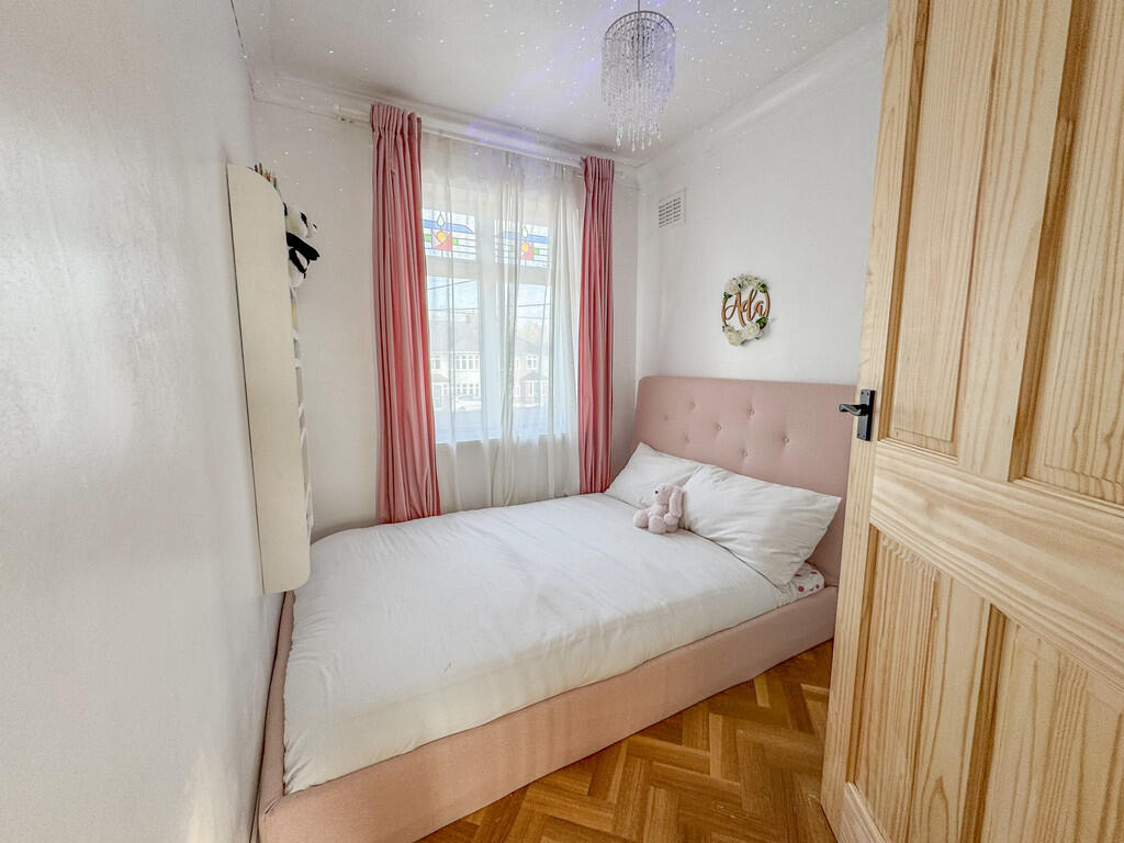 bed 3