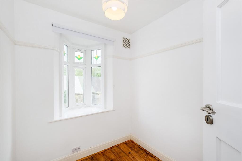 19 Crawley Road-29_web.jpg