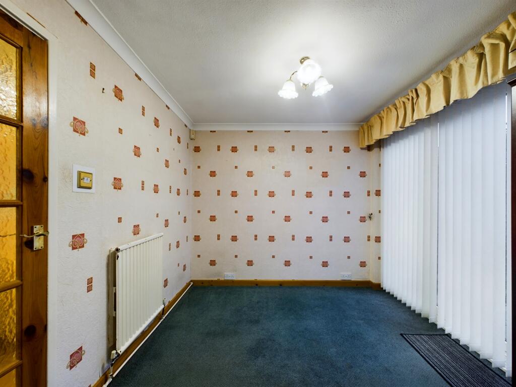 CAM02668G0-PR0139-STILL011