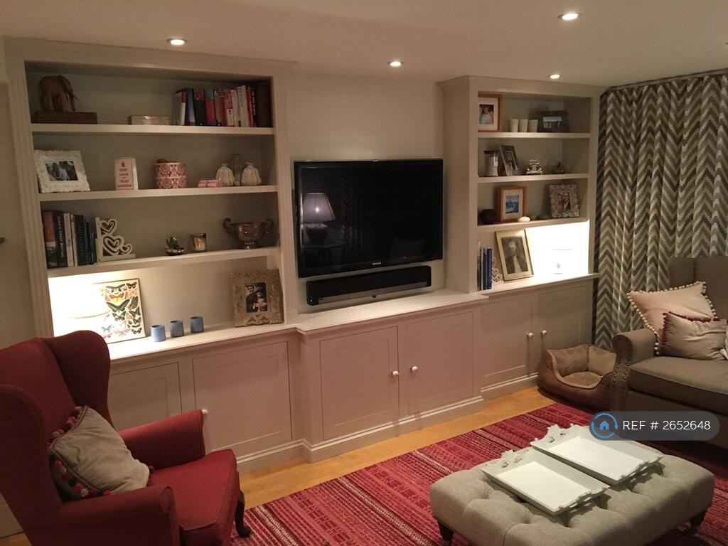 Living Area 2