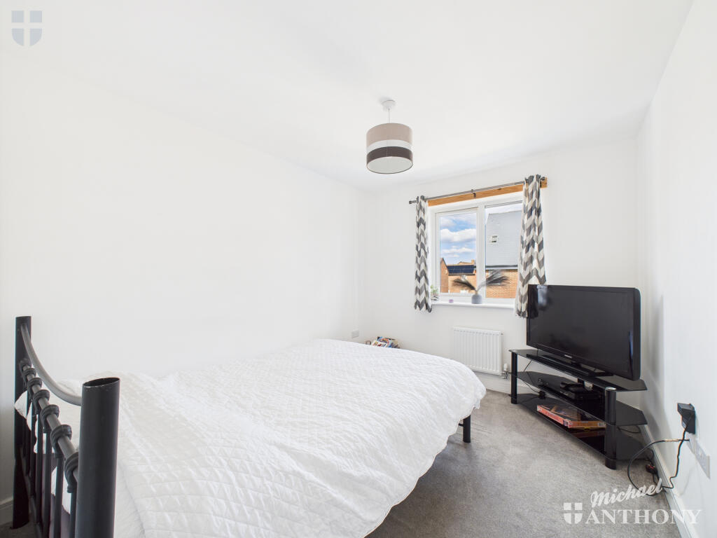 CAM03218G0-PR0721-STILL007