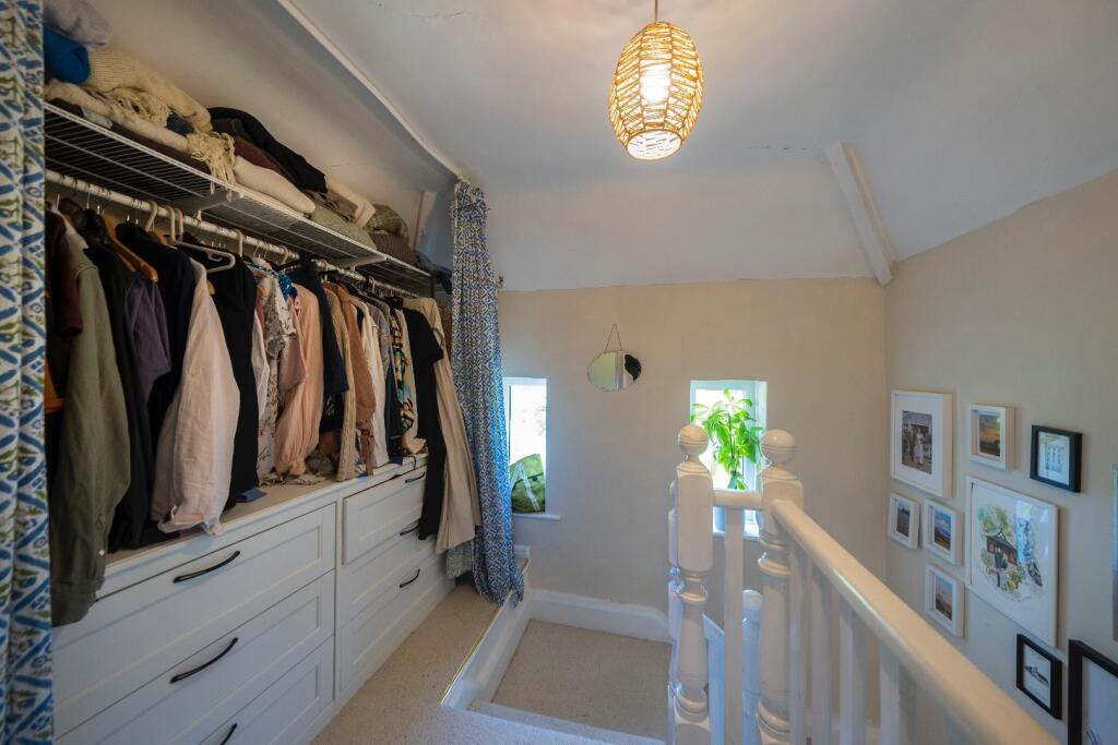 3 Manor Cottages-028.JPG