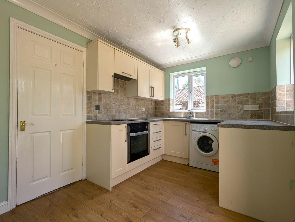 Kitchen 1