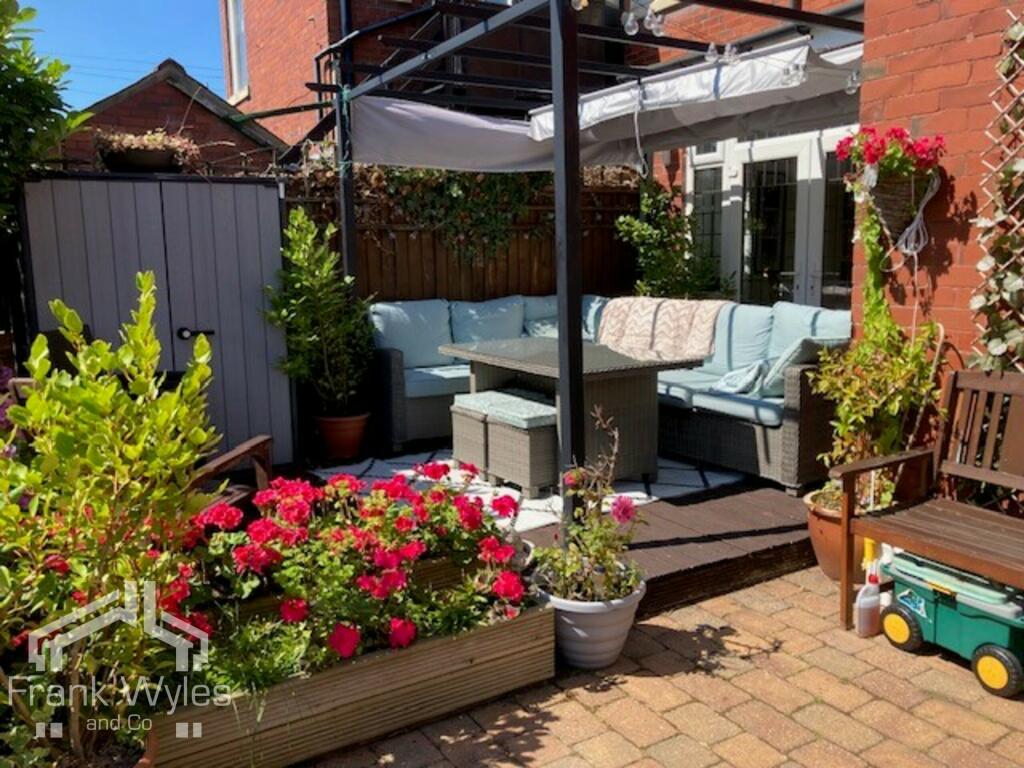 NEW GARDEN PHOTO1