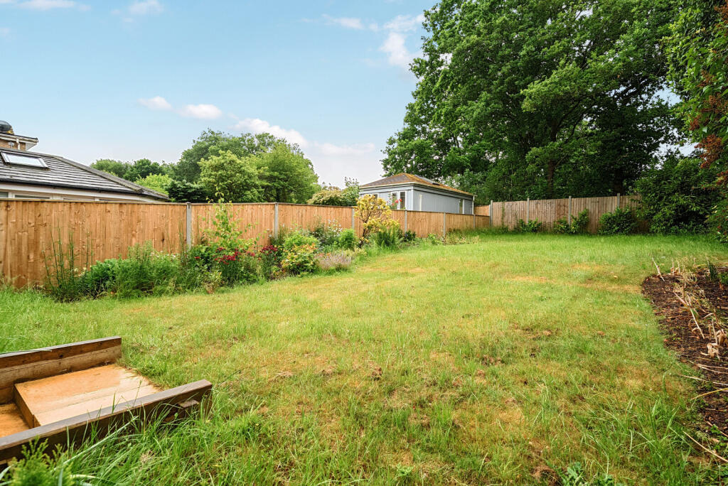 1299002-4-683f036...