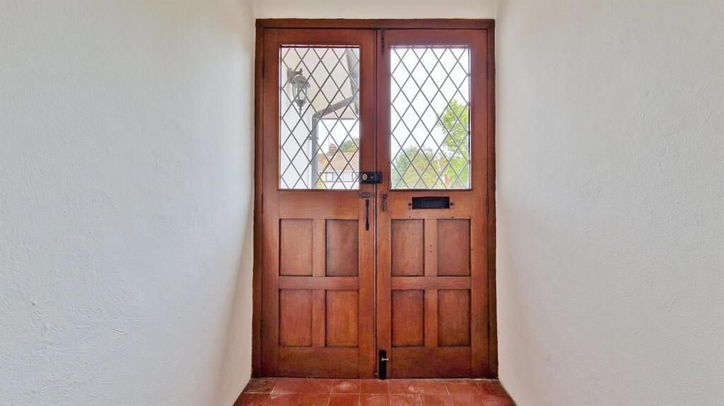 Entrance Porch