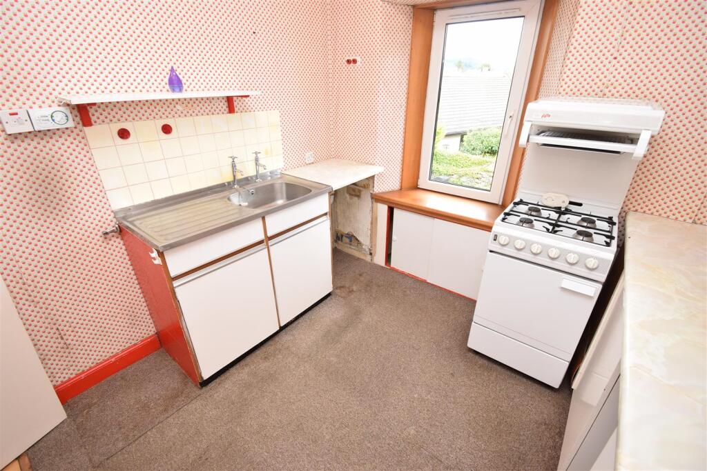 KITCHEN TWO .JPG