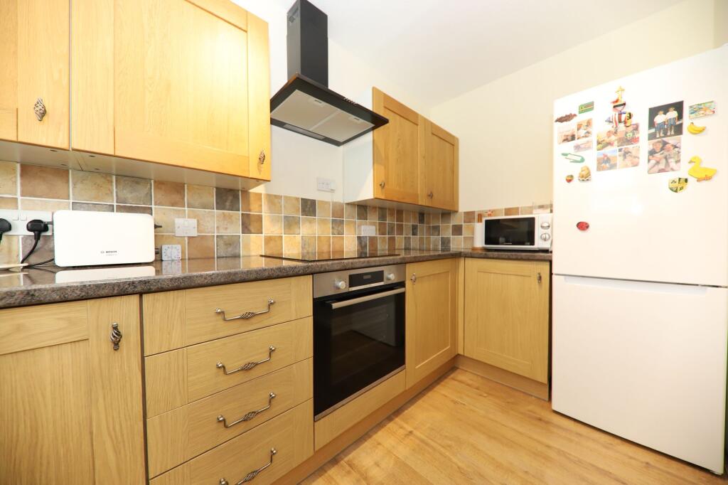 Kitchen (2)