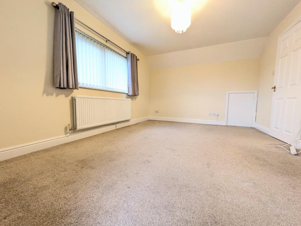 PXL_20241220_103416496.MP~2