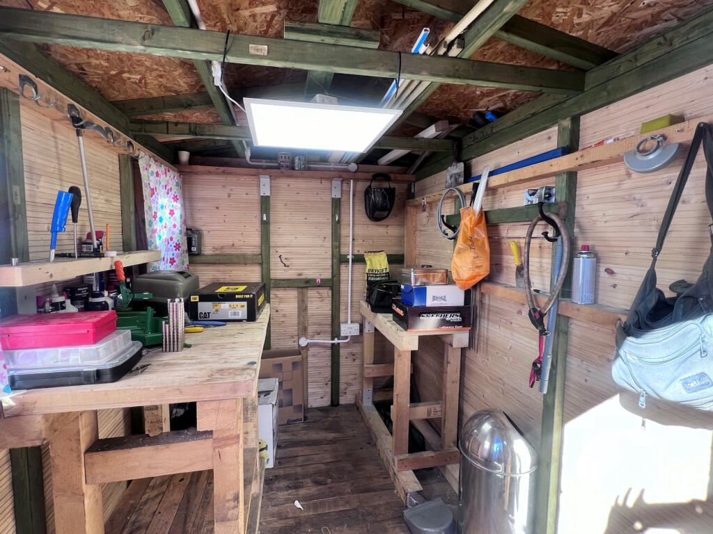 Photo 15
