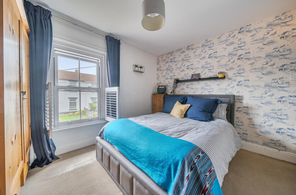 1375203-17-690b5d...