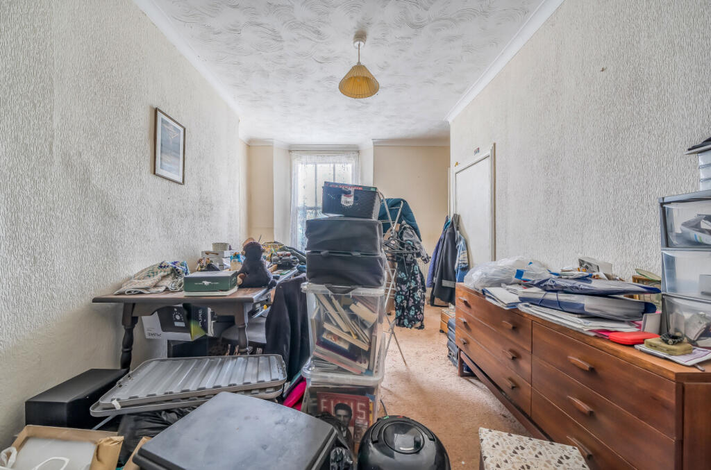 1356935-2-68e79e0...