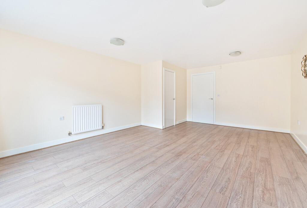 1298952-7-686512f...