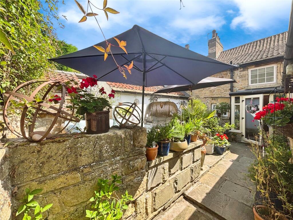 Rear Courtyard