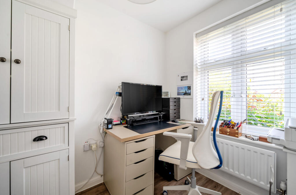 1343162-12-68ada9...