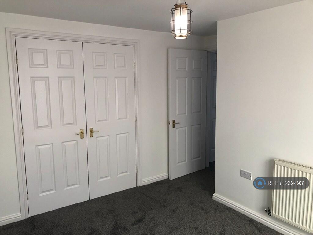 Dining Room Ph(3)