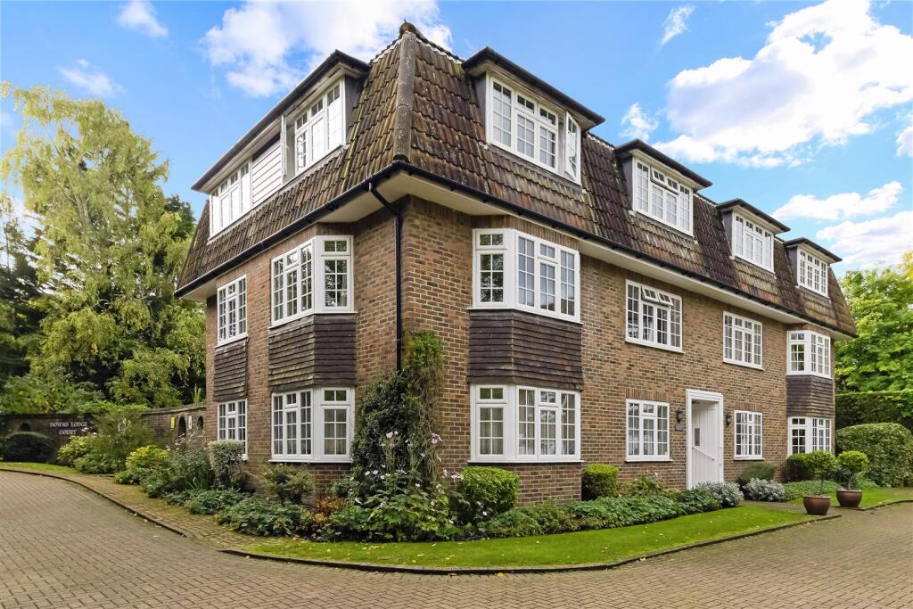 DOWNS LODGE COURT (13).jpg