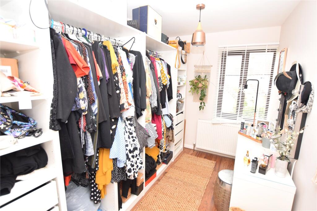 Walk-In Wardrobe