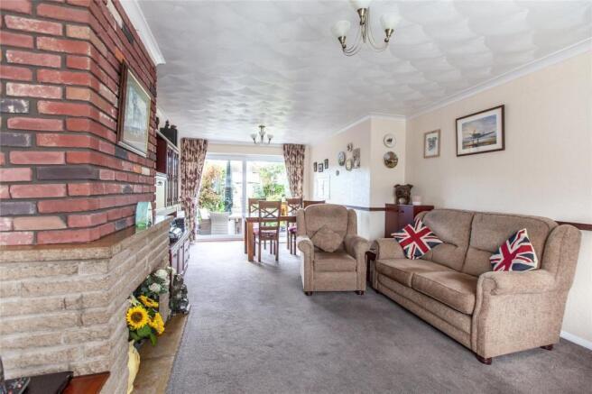 Kelso Drive Lounge.jpeg