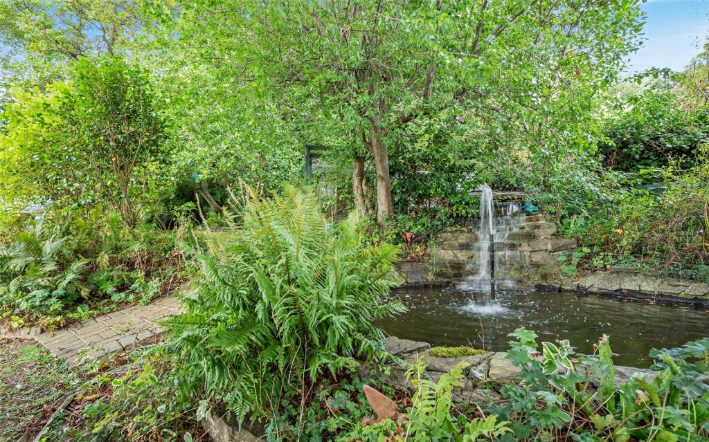 Gardens &amp; Grounds