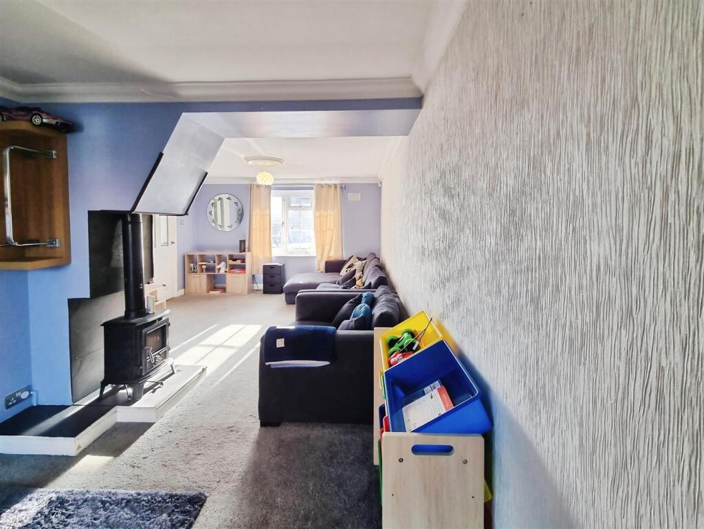 6ba2ec52-PHOTO-2025-11-17-12-38-52 20 282 29 20 28