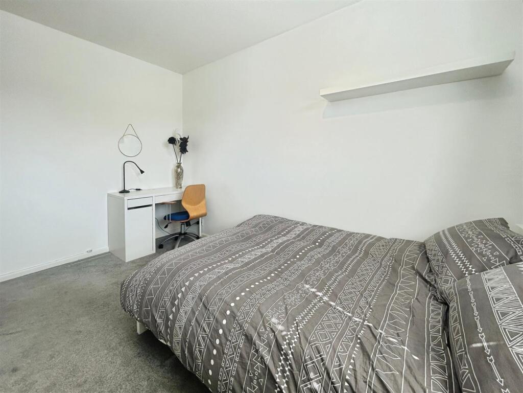 b04aa9f0--49E5-8956-DA60F09B3D7C-59255-0000362B4D0