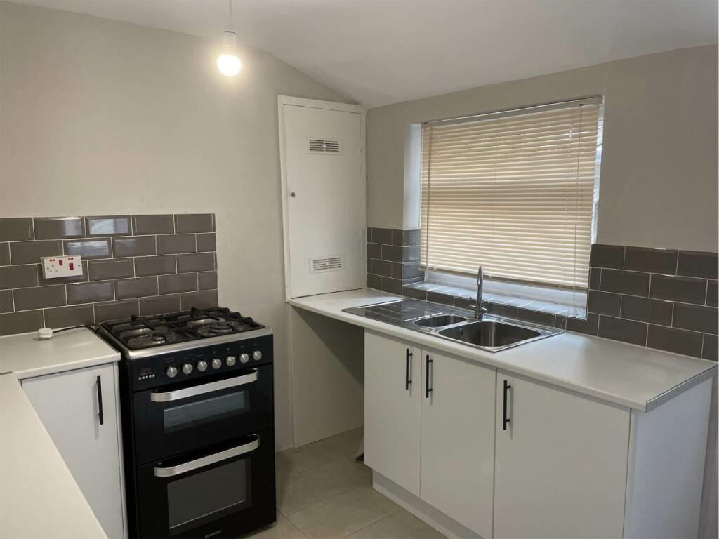 Kitchen 2