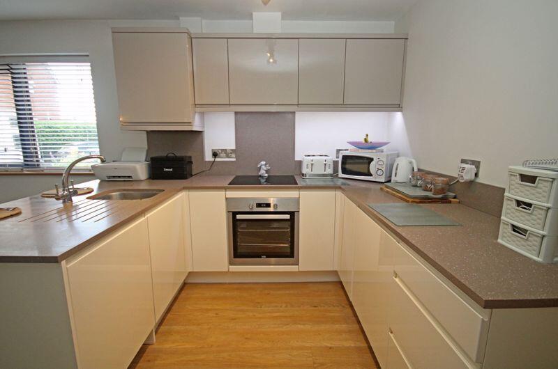 Kitchen with integrated appliances