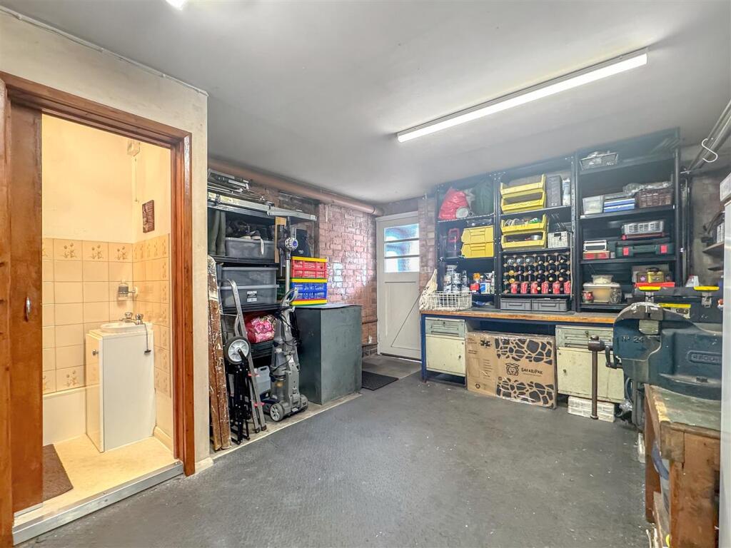 Garage / Wc