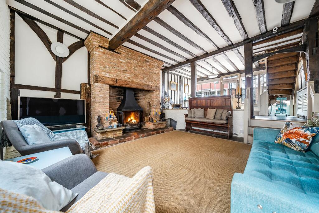 Living Room (1)