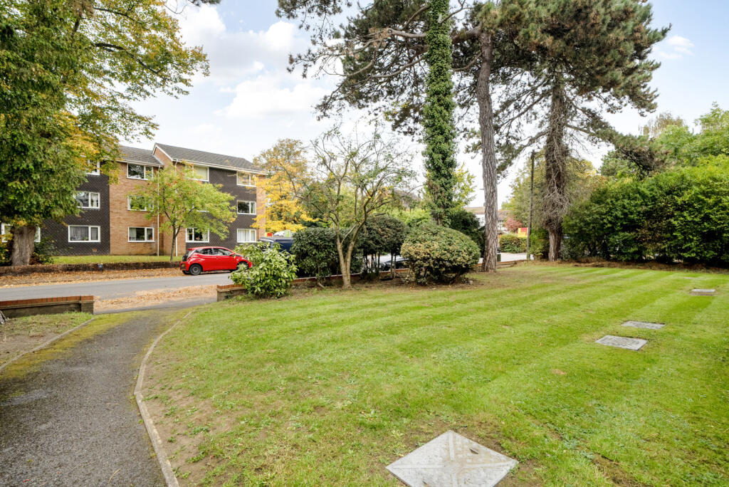 1364352-19-68e631...