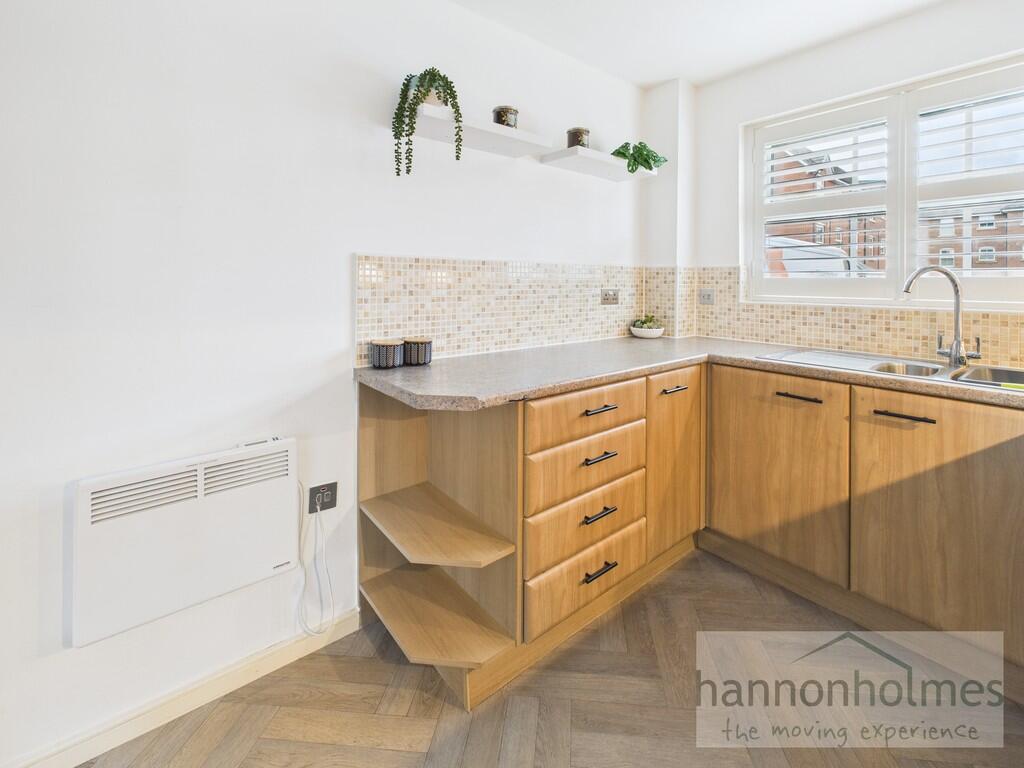 CAM05283G0-PR0116...