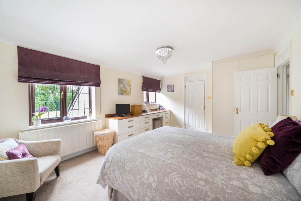 1347001-22-68b845...