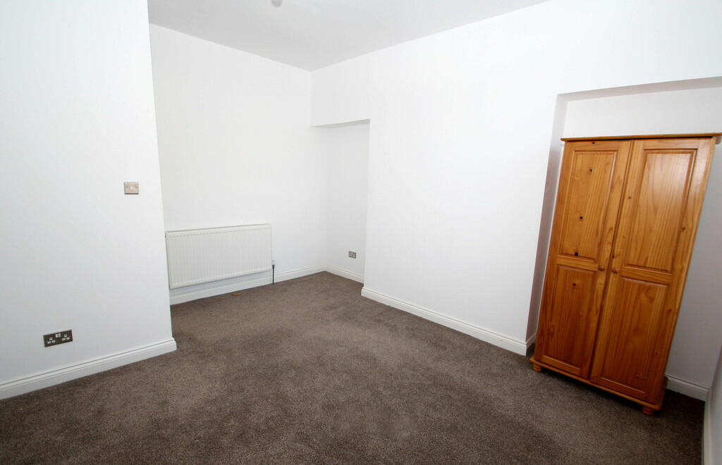 Top Floor Flat se...