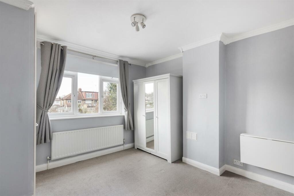 Tennyson Avenue 52 KT3 PH11.jpg