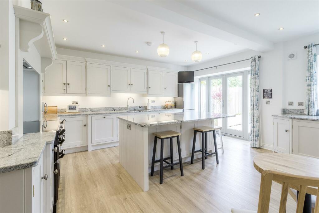 3 Poplars Yard, Shuttington