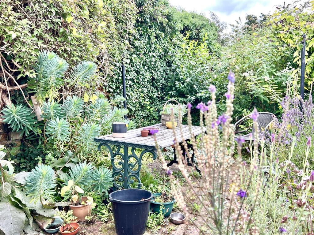 Low Causeway, Culross