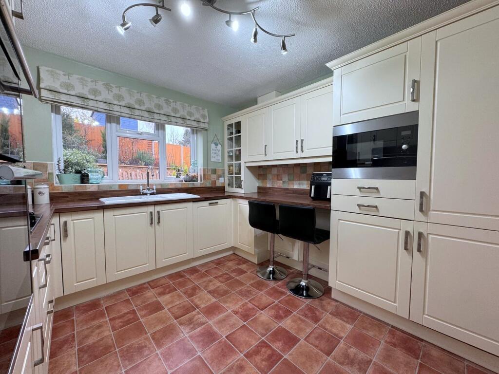 Fitted Kitchen