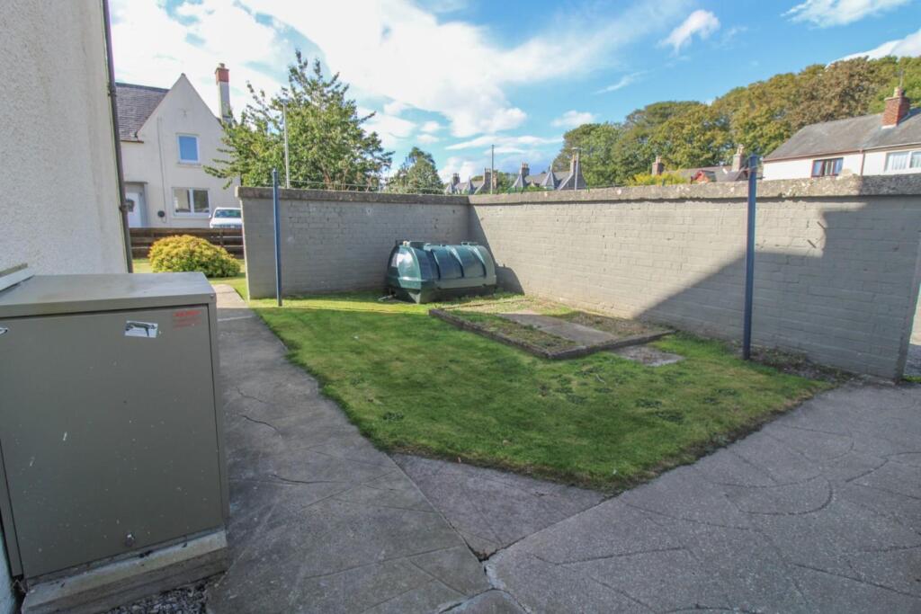 SIDE GARDEN.jpg