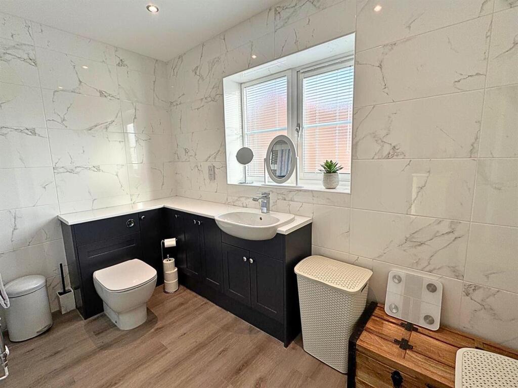 En-suite Shower Room