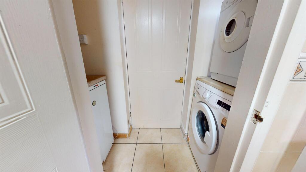 Greenfield Road Ante Space