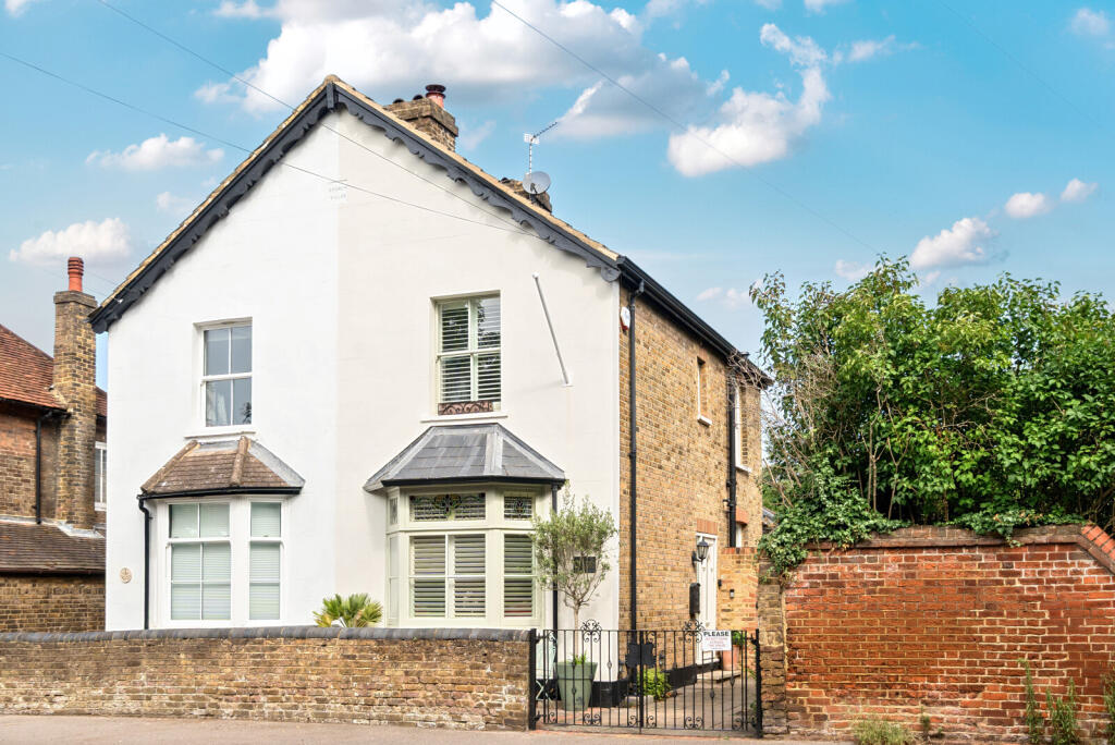 1330286-20-688789...