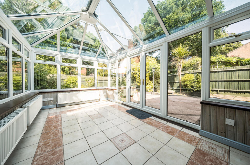 1305326-9-68405eb...