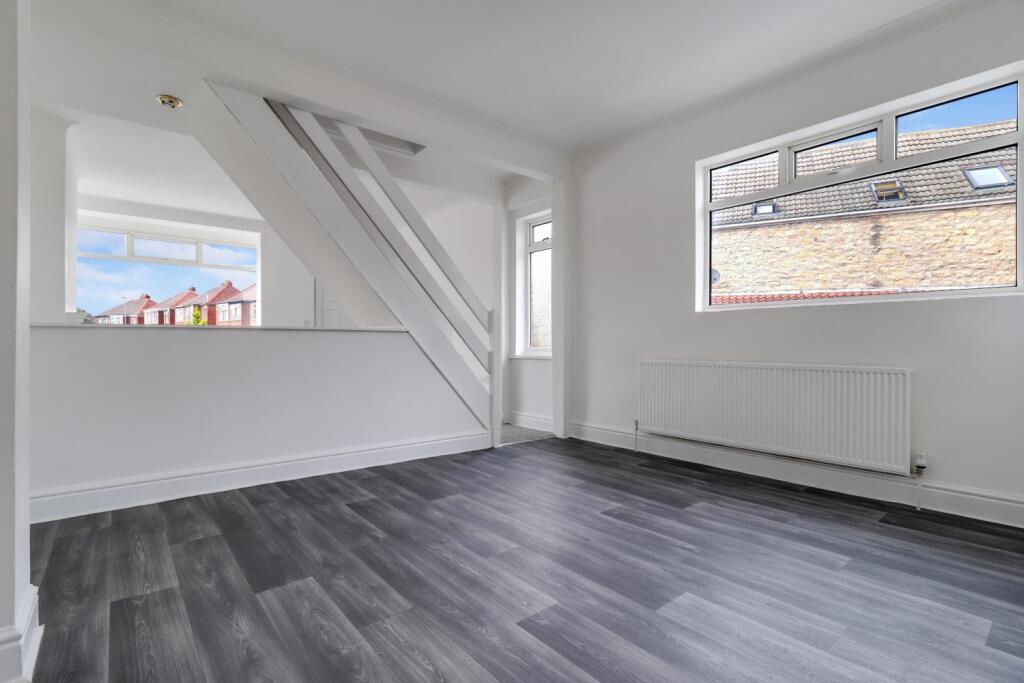 5- Rob Hammond EweMove Pontefract