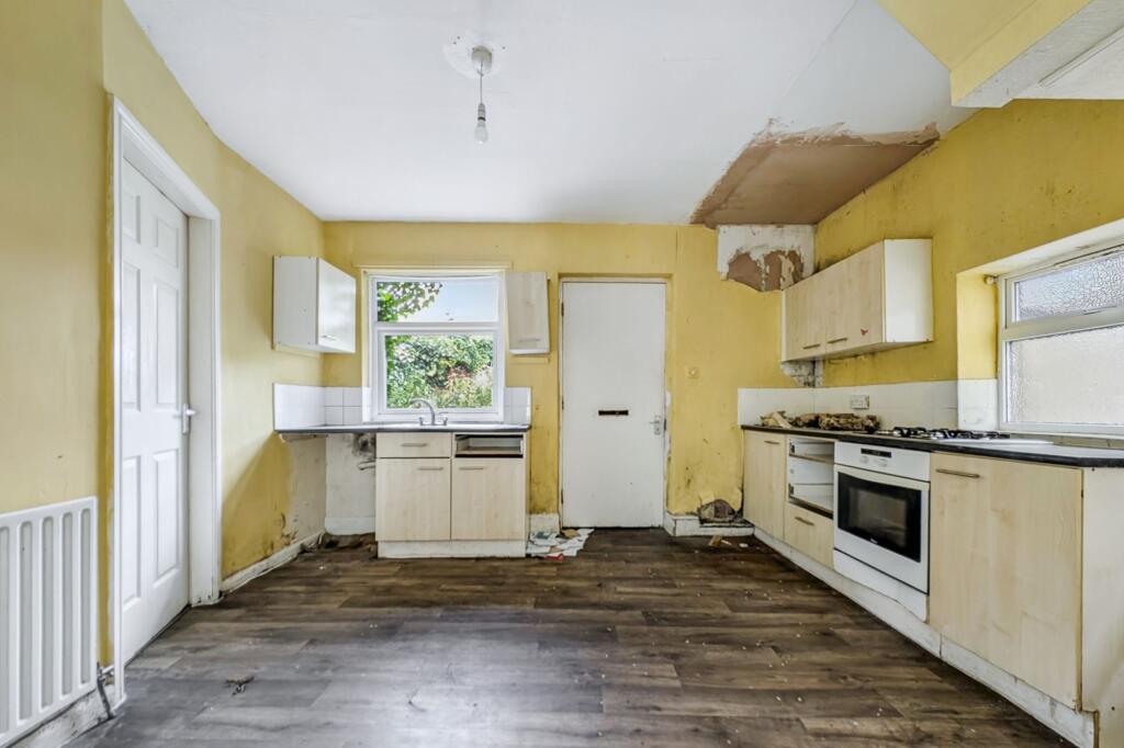 17 The Oval, Newcastle Upon Tyne, NE6 3LH