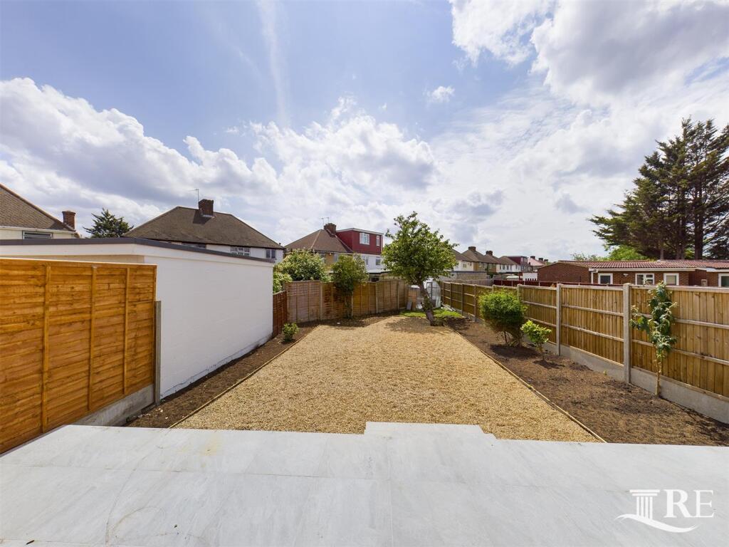 Portland Crescent, Stanmore, HA7