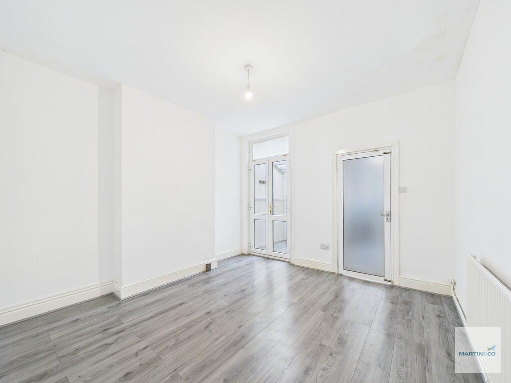 CAM03394G0-PR0387...