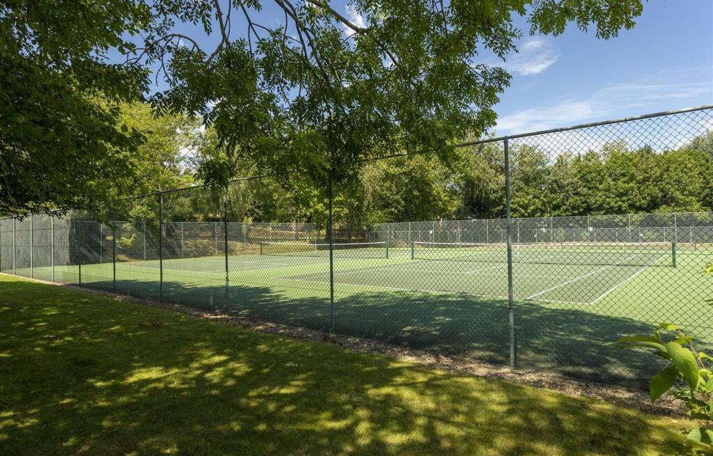 Tennis Courts