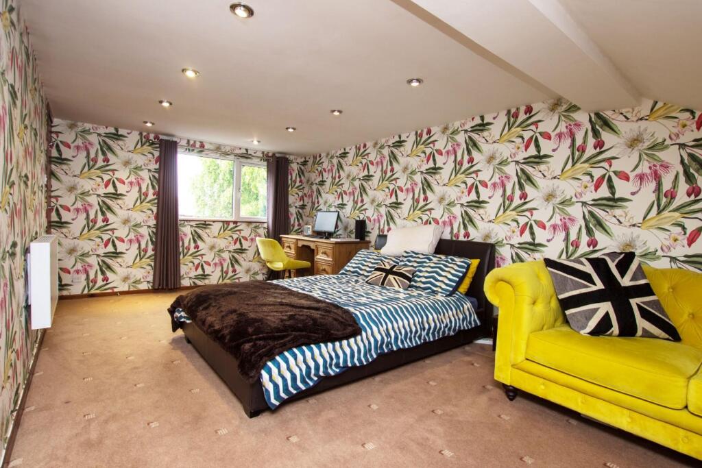 Almond Street (1).jpg