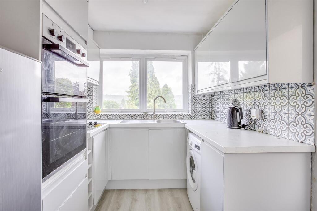 45 Keep Hill Drive, HP11 1DT-1.jpg